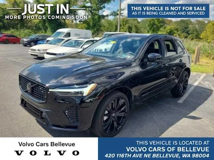 2024 Volvo XC60 Recharge Hybrid Ultimate Black Edition photo 1