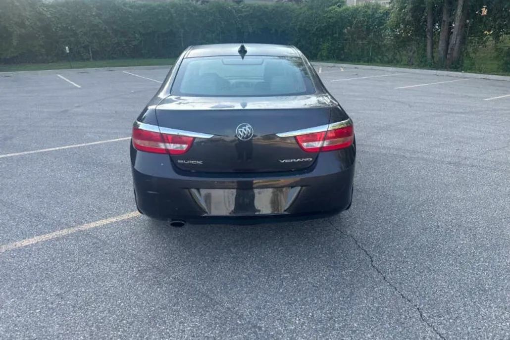 2016 Buick Verano Base photo 1