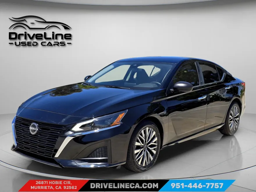 2024 Nissan Altima 2.5 SV photo 1
