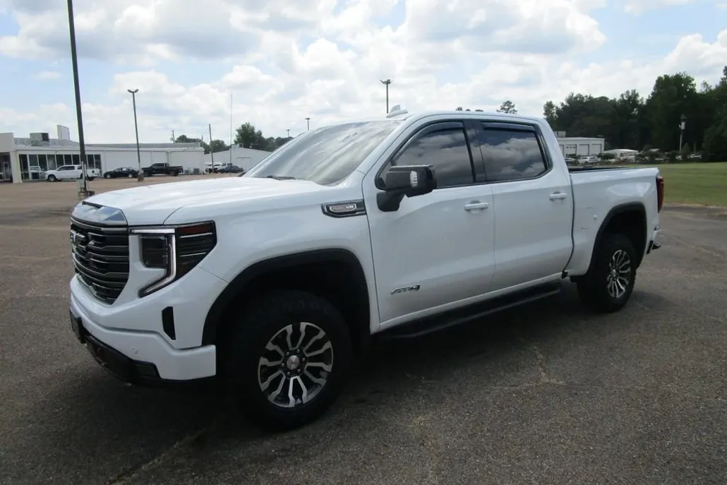 2023 Gmc Sierra 1500 AT4 photo 1