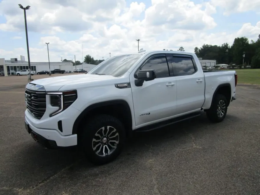 2023 Gmc Sierra 1500 AT4 photo 1