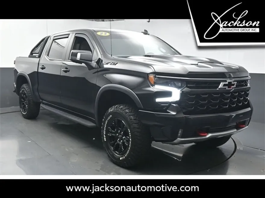 2023 Chevrolet Silverado 1500 ZR2 photo 1