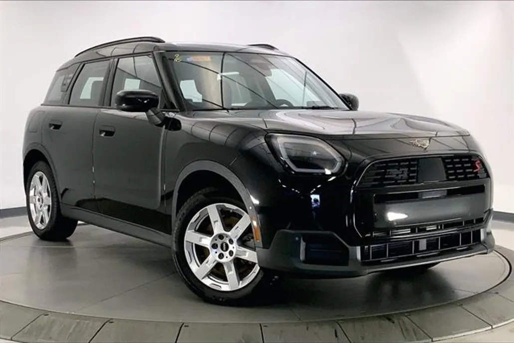 2025 Mini Countryman S ALL4 photo 1