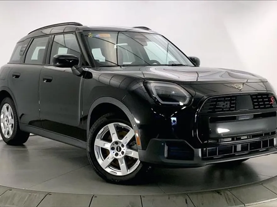 2025 Mini Countryman S ALL4 photo 1