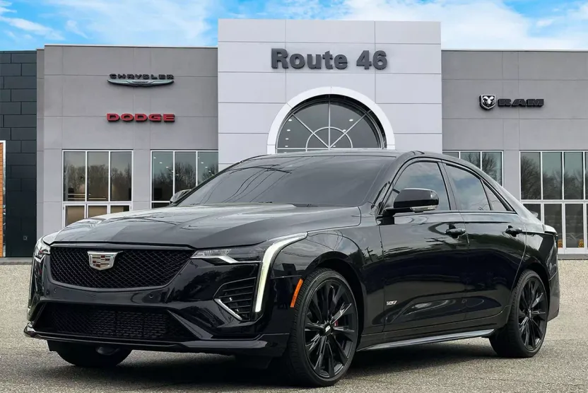 2022 Cadillac CT4 photo 1