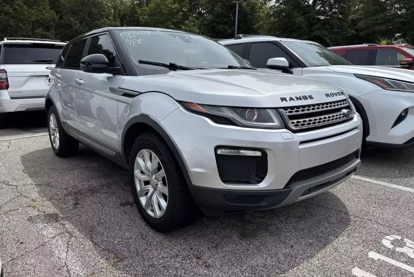 2018 Land Rover Range Rover Evoque SE photo 1