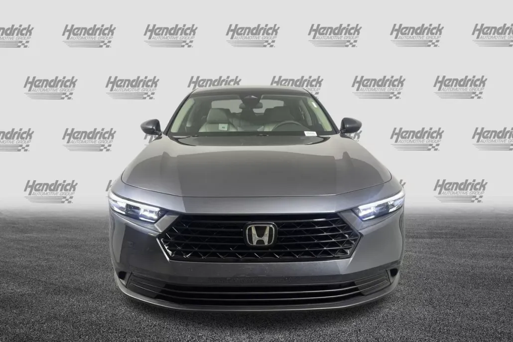 2025 Honda Accord LX photo 1