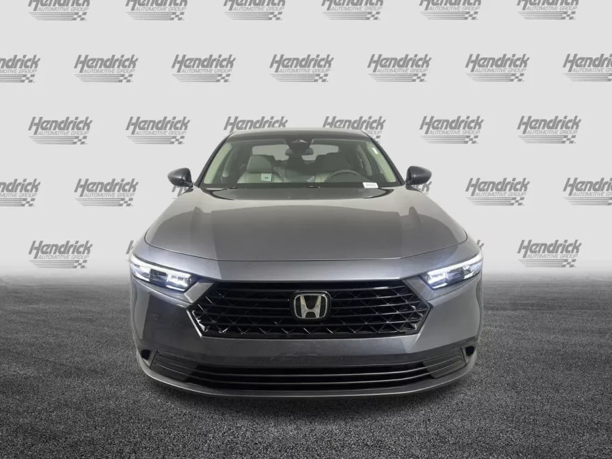 2025 Honda Accord LX photo 1
