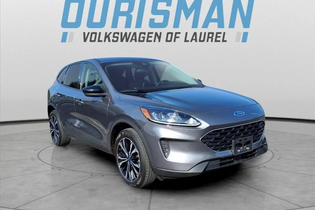 2022 Ford Escape SE photo 1