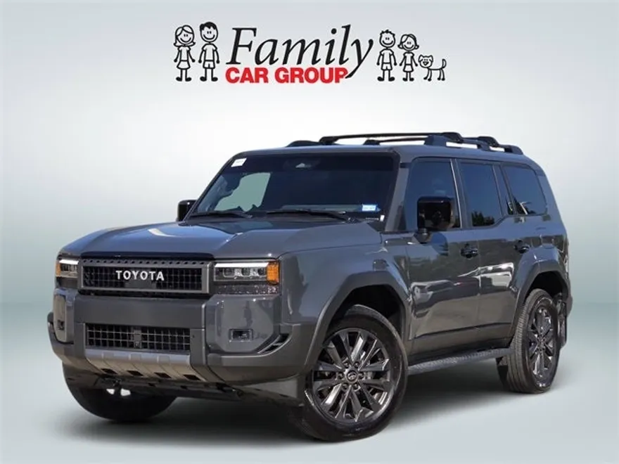 2025 Toyota Land Cruiser Base photo 1