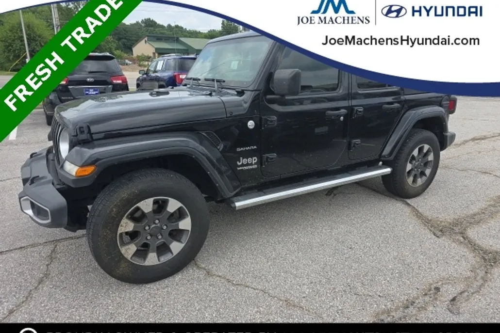 2021 Jeep Wrangler Unlimited Sahara photo 1