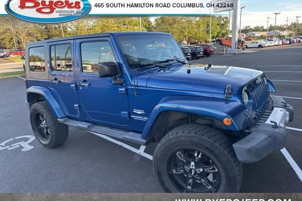 2009 Jeep Wrangler Unlimited Sahara photo 1