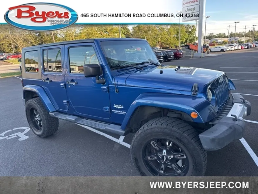 2009 Jeep Wrangler Unlimited Sahara photo 1