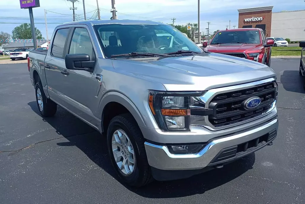 2023 Ford F-150 XLT photo 1