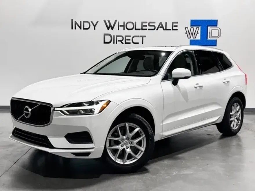 2020 Volvo XC60 T5 Momentum photo 1