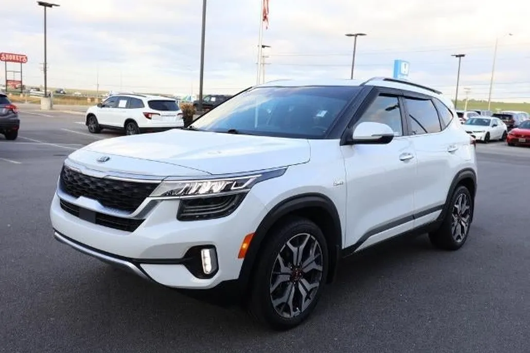 2021 Kia Seltos SX photo 1