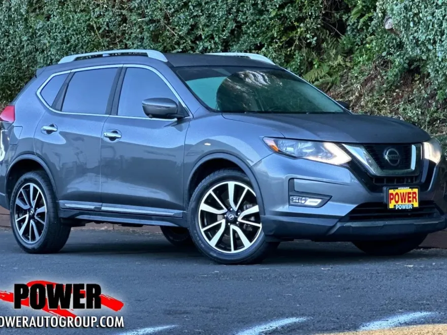 2020 Nissan Rogue SL photo 1
