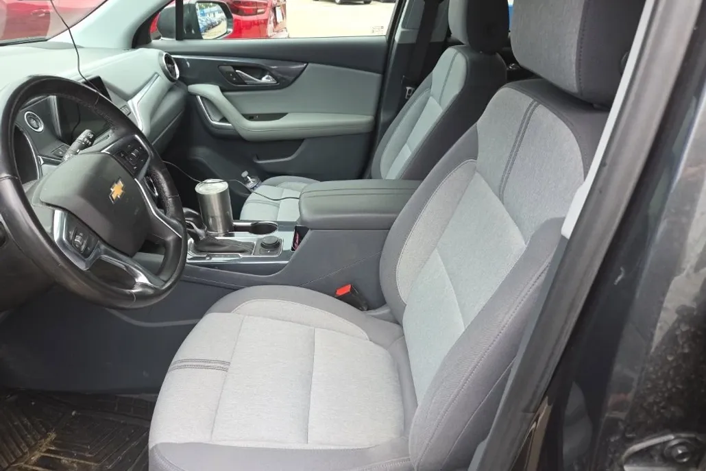 2020 Chevrolet Blazer 1LT photo 1