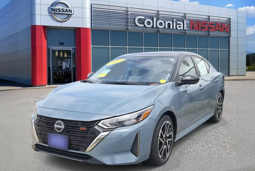2025 Nissan Sentra SR photo 1