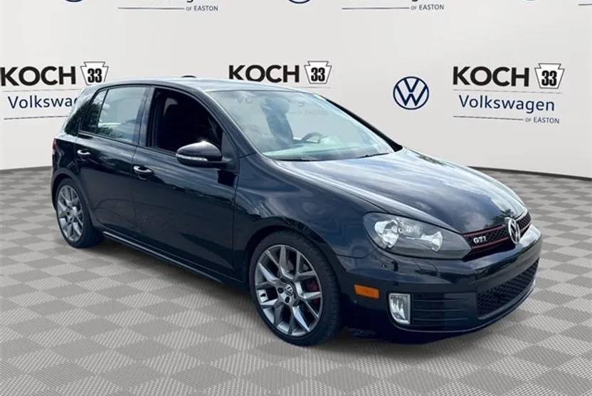2013 Volkswagen Golf GTI Wolfsburg Edition photo 1
