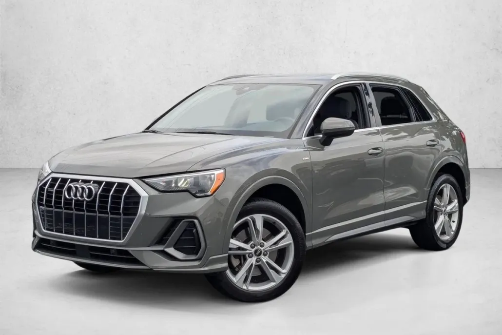 2021 Audi Q3 S line Premium photo 1