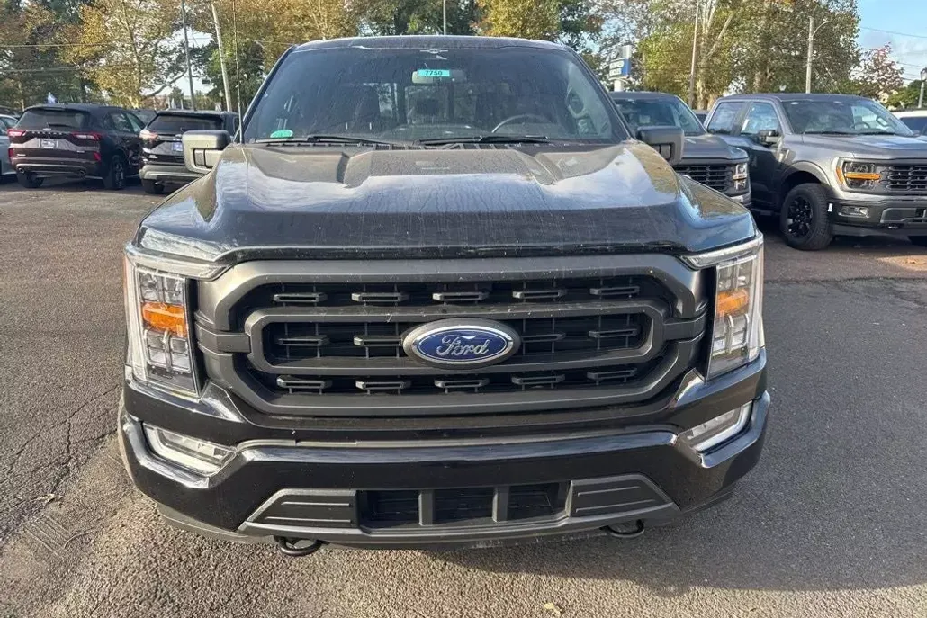 2023 Ford F-150 XLT photo 1