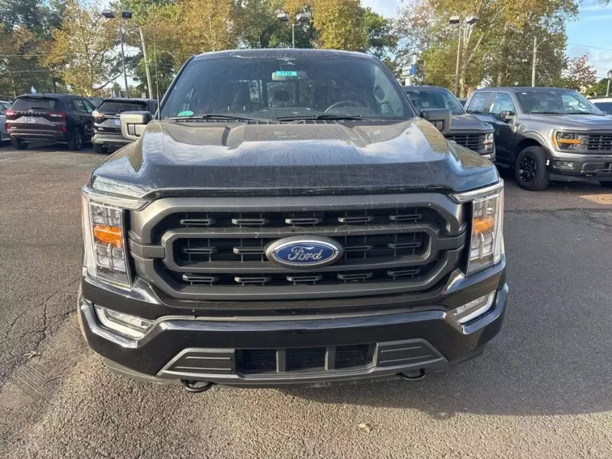 2023 Ford F-150 XLT photo 1