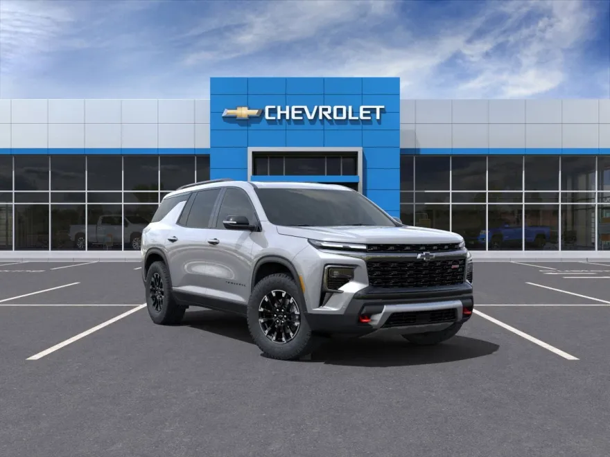 2025 Chevrolet Traverse Z71 photo 1