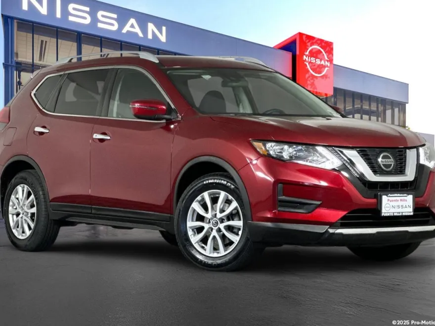 2020 Nissan Rogue SV photo 1