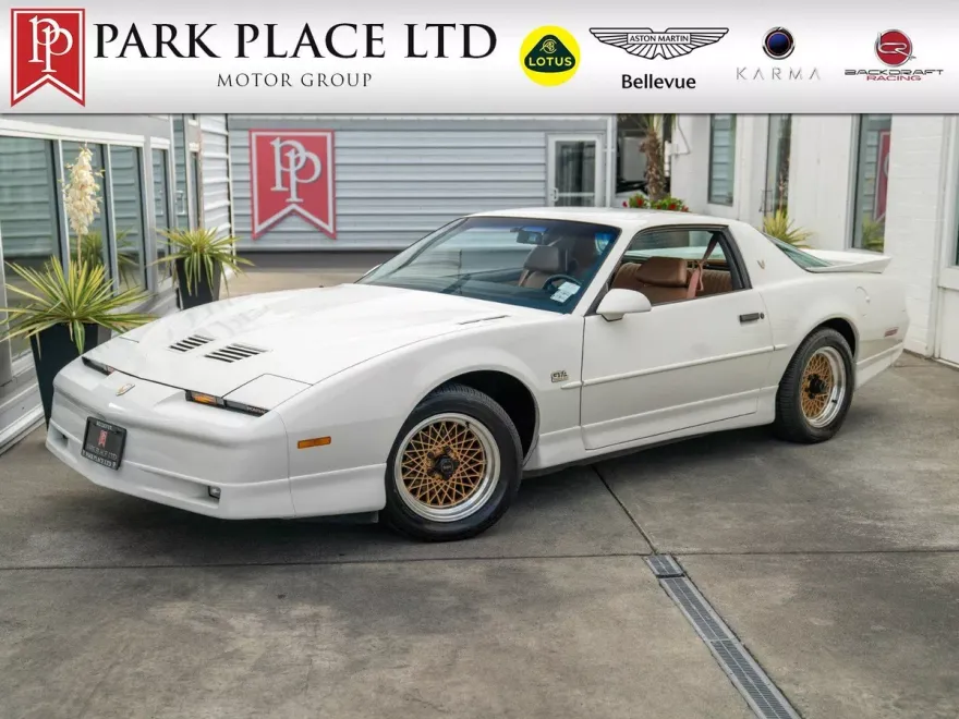 1990 Pontiac Firebird TRANS AM photo 1