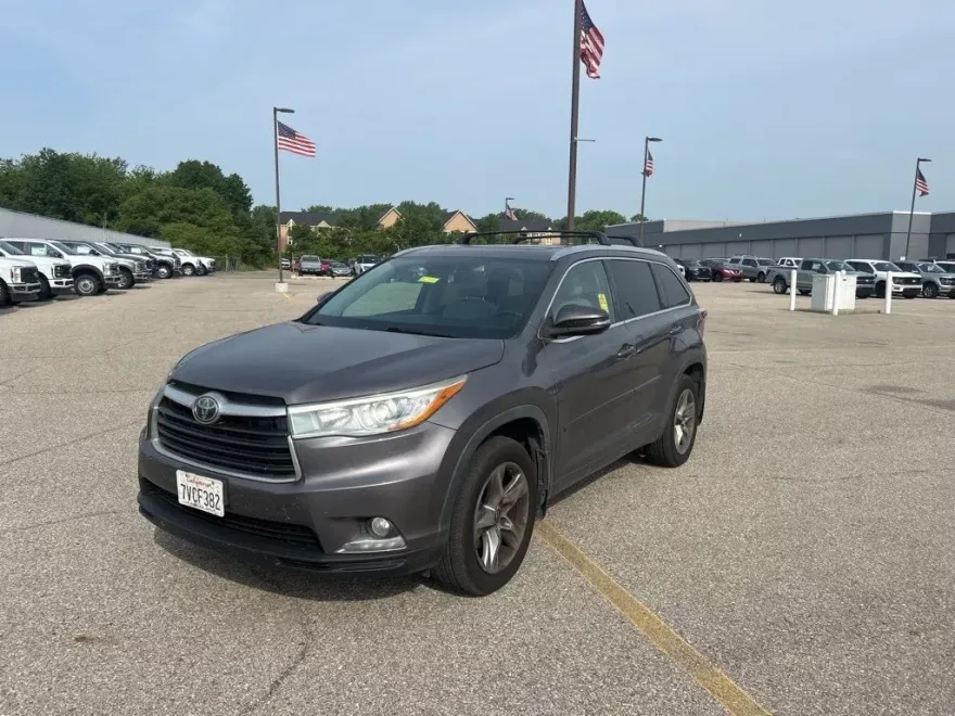 2016 Toyota Highlander Limited Platinum photo 1