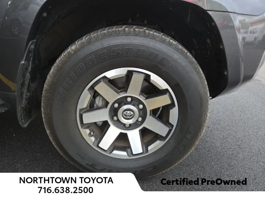2021 Toyota 4Runner TRD Off-Road Premium photo 1