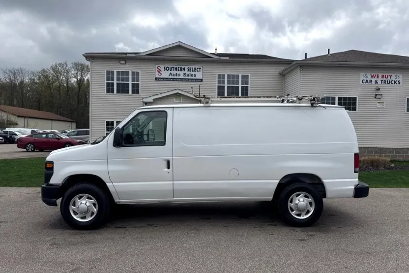 2013 Ford E-250 photo 1