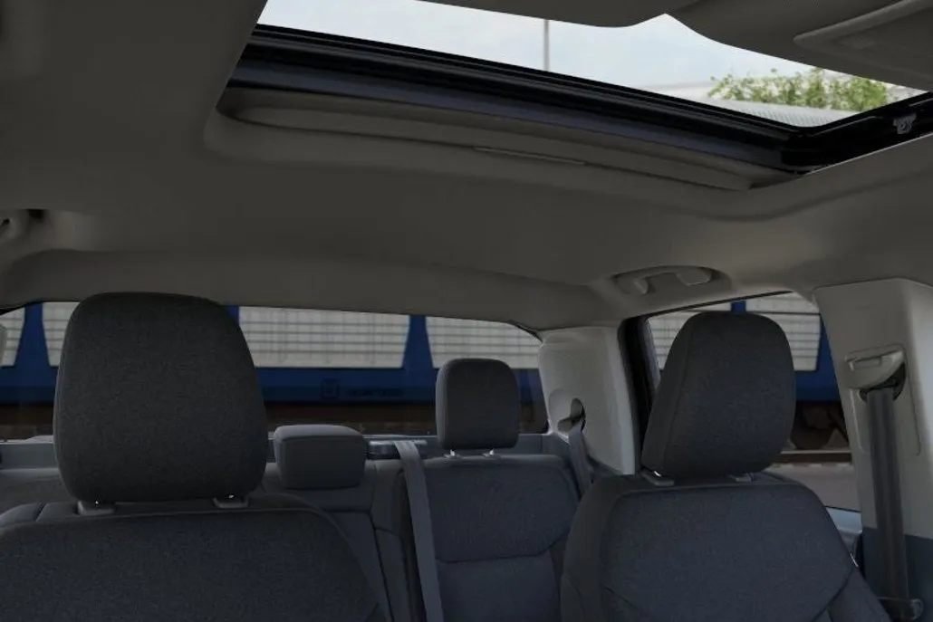 2025 Ford Maverick XLT photo 1
