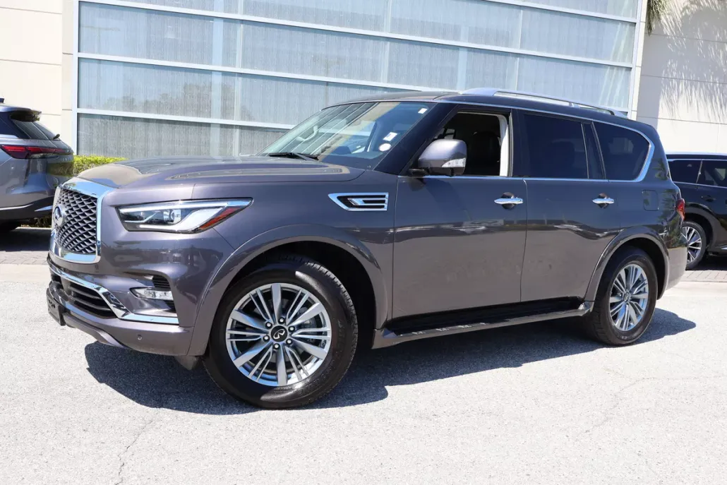 2024 Infiniti QX80 Luxe photo 1