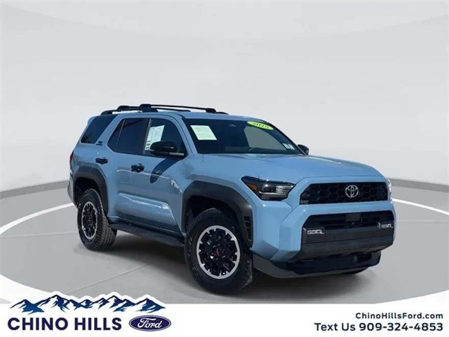 2025 Toyota 4Runner TRD Off-Road Premium photo 1