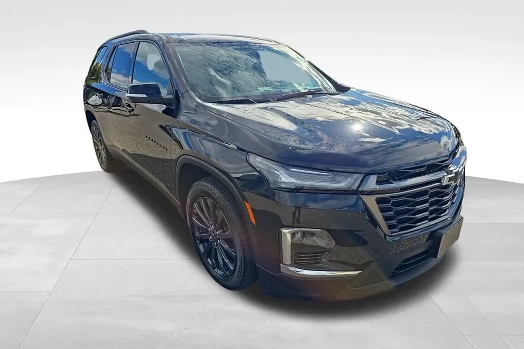 2023 Chevrolet Traverse RS photo 1