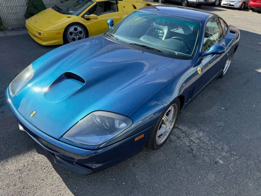 2000 Ferrari 550 photo 1