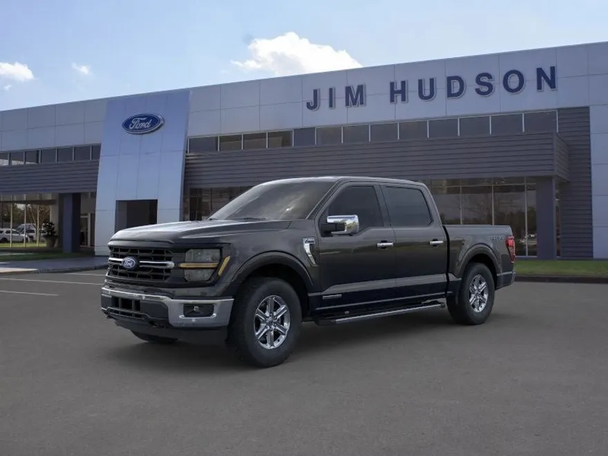 2025 Ford F-150 XLT photo 1