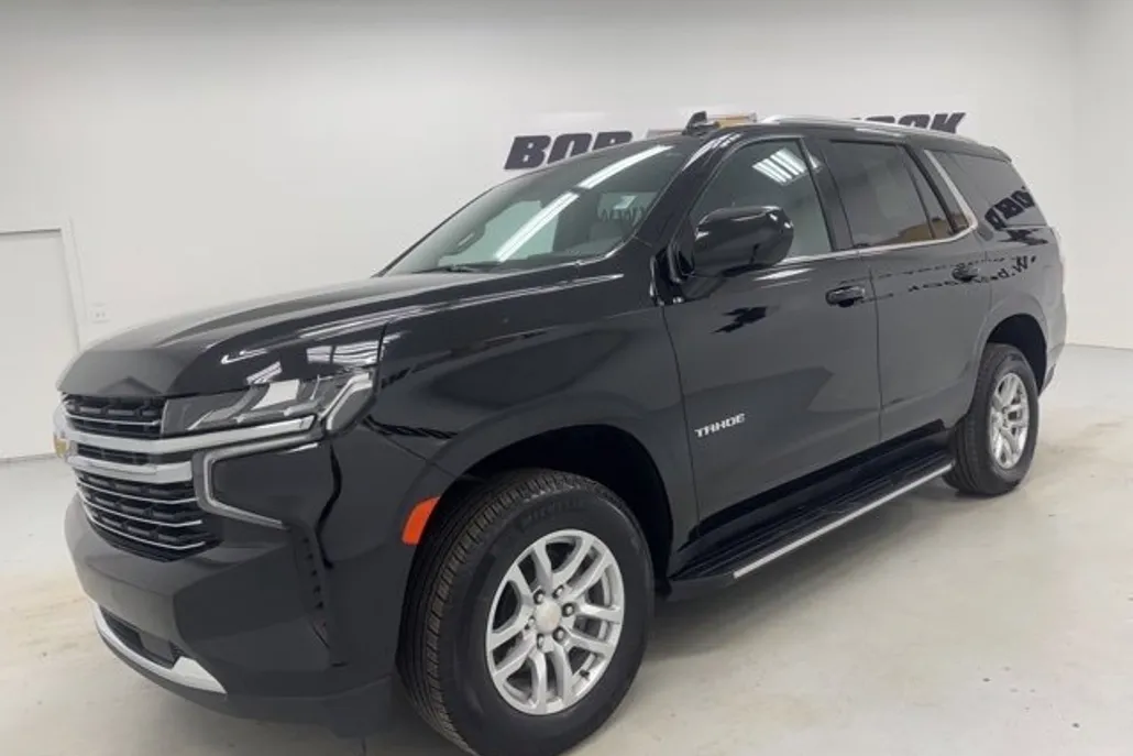 2023 Chevrolet Tahoe LT photo 1
