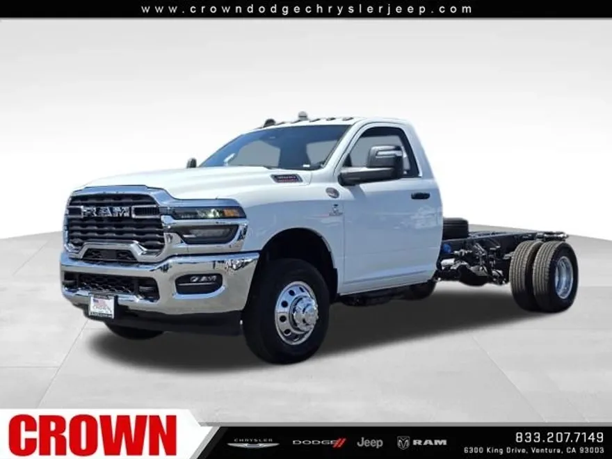 2025 Ram 3500 Tradesman photo 1