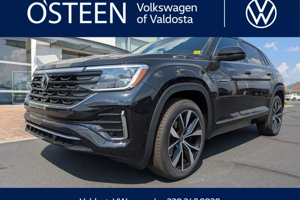 2026 Volkswagen Atlas Cross Sport SEL Premium R-Line photo 1