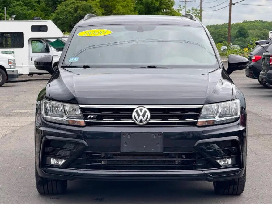 2020 Volkswagen Tiguan SE R-Line Black photo 1