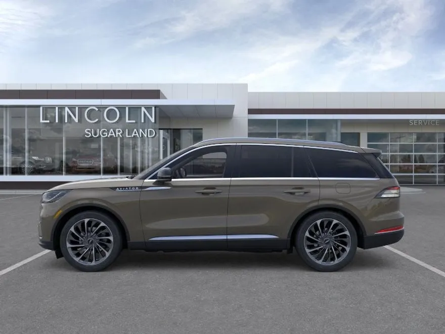 2025 Lincoln Aviator Reserve photo 1