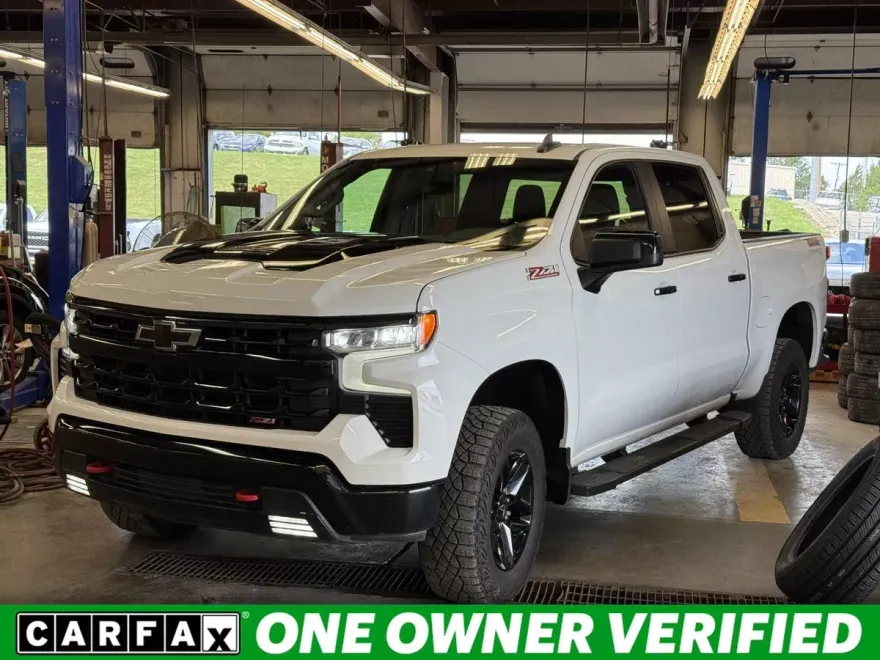 2024 Chevrolet Silverado 1500 LT Trail Boss photo 1