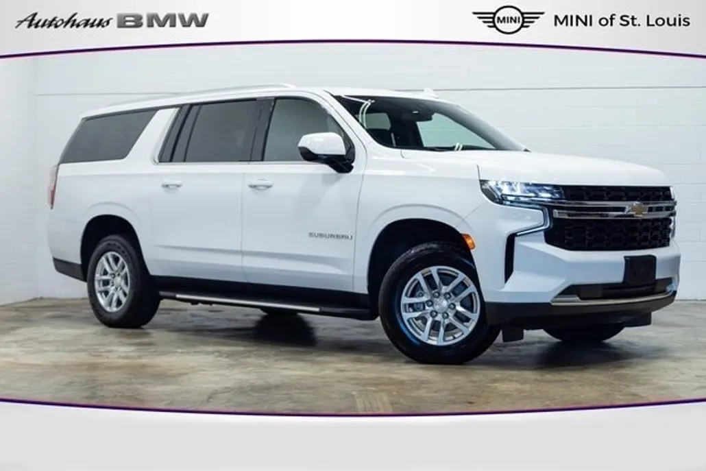 2021 Chevrolet Suburban LS photo 1