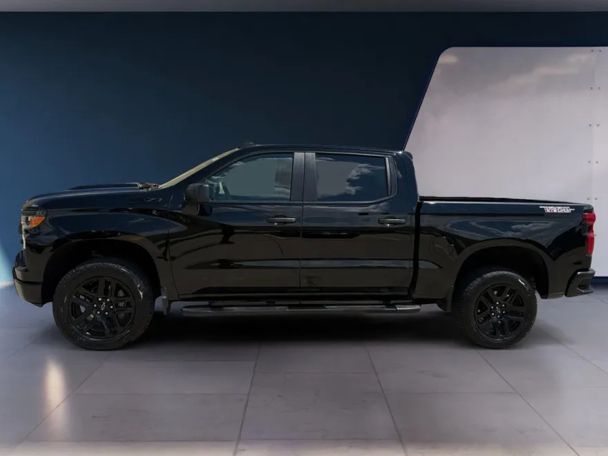 2024 Chevrolet Silverado 1500 Custom Trail Boss photo 1