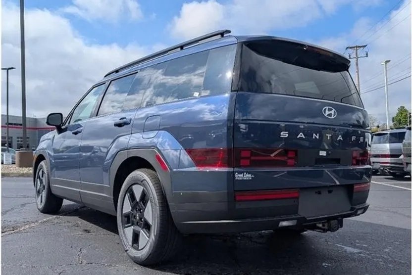 2026 Hyundai Santa Fe SEL photo 1