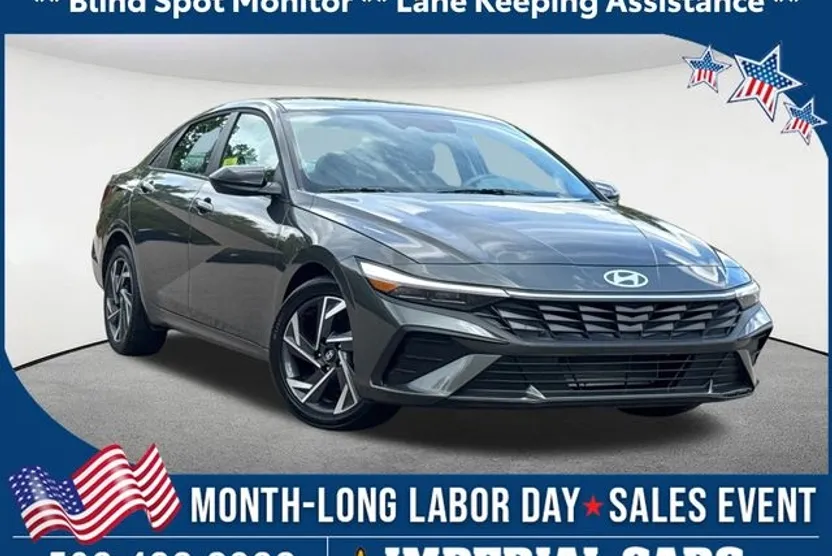 2025 Hyundai Elantra SEL Sport photo 1
