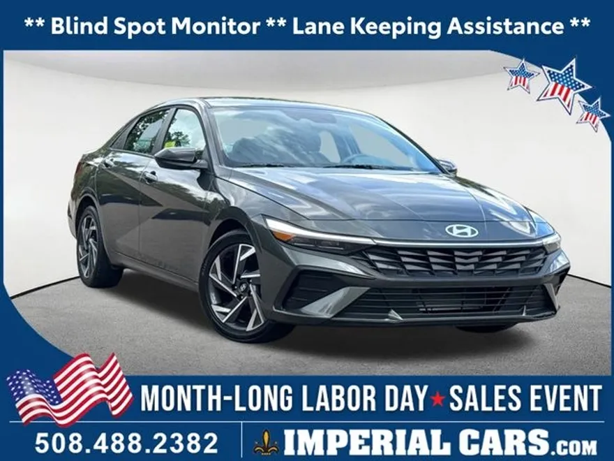 2025 Hyundai Elantra SEL Sport photo 1